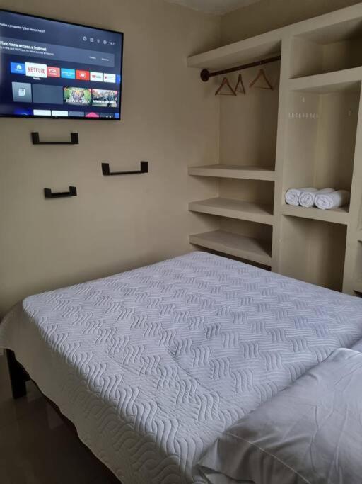 Pura Vida Apartament 5 Min Near Aiport No Parking Site Apartment Alajuela Exterior photo