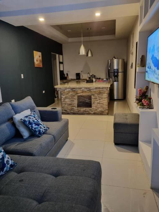 Pura Vida Apartament 5 Min Near Aiport No Parking Site Apartment Alajuela Exterior photo